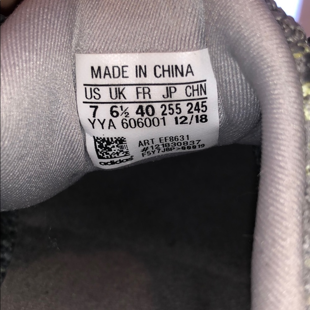 ultra boosts - Picture 4 of 4